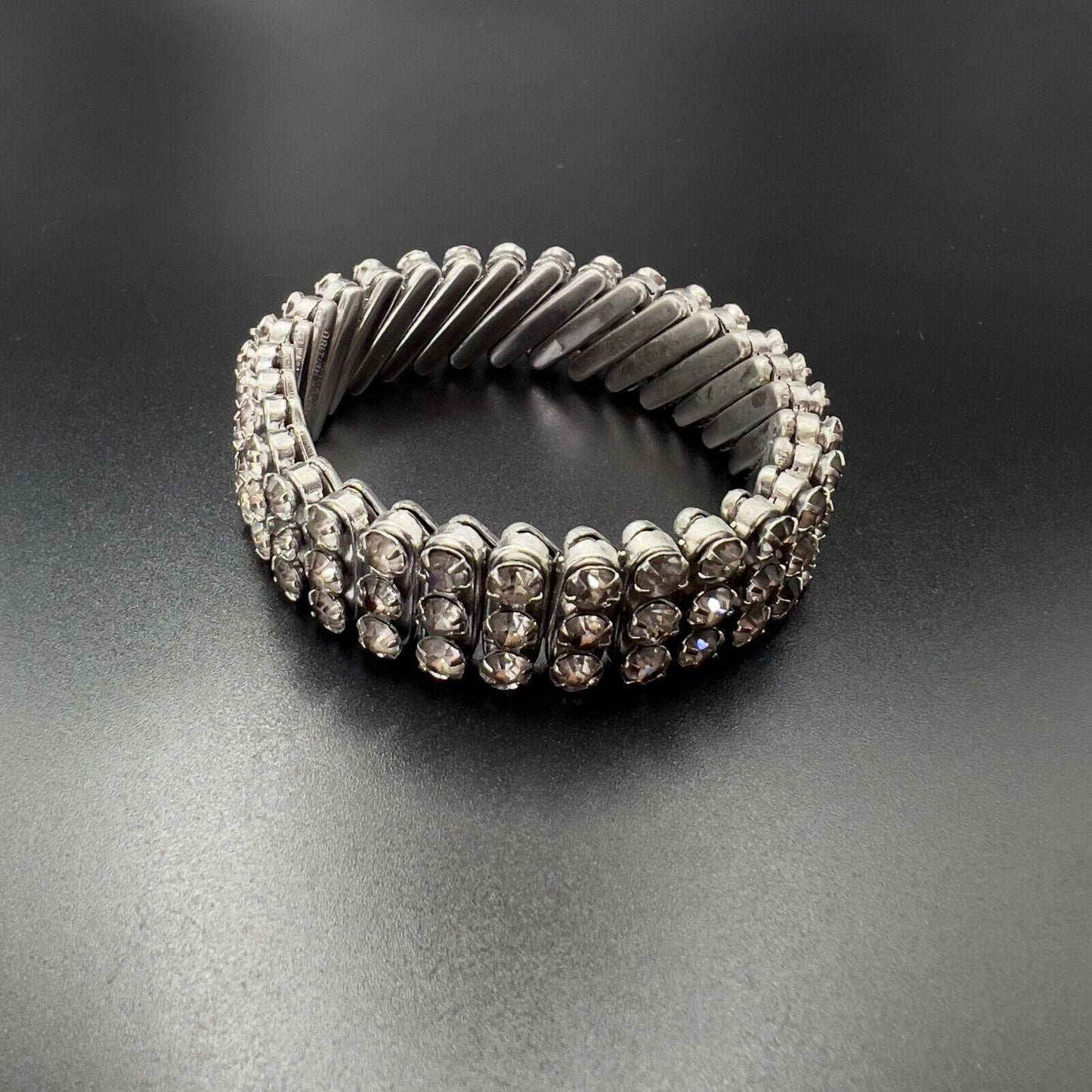 Vintage Sparkling 3 Rows Rhinestones Stretch Bracelet