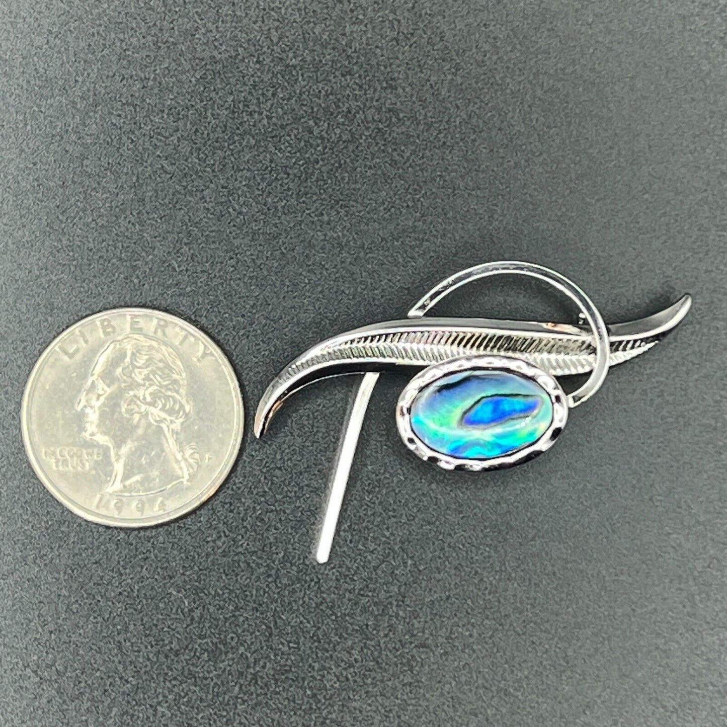 Vintage Beautiful SIlver-Toned Arika Paula Shell Palladium Plate Brooch Pin