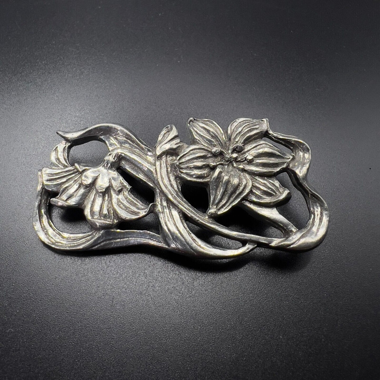 Vintage Signed 1988 Seagull Pewter Canada Flowers Brooch Pin