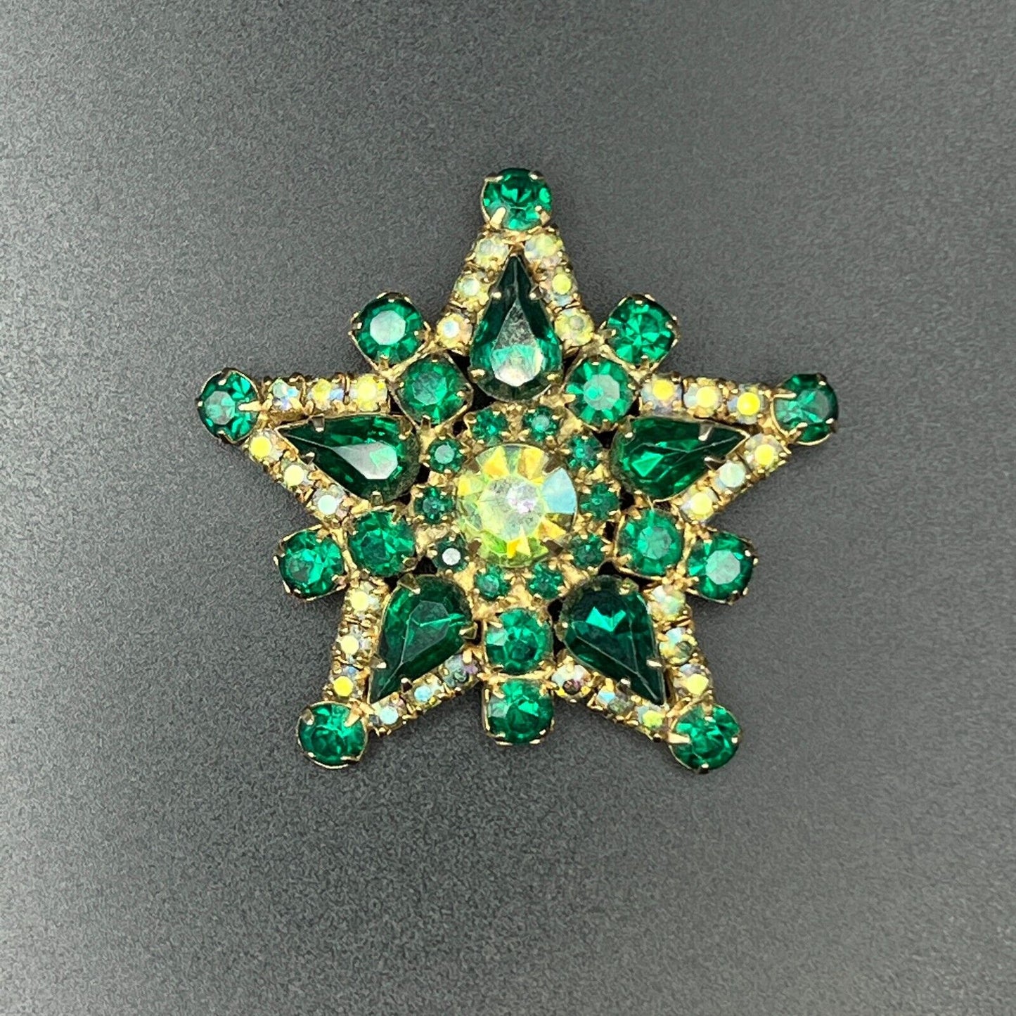 Vintage Sparkling Gold-Toned Shades of Green Rhinestones Star Brooch Pin
