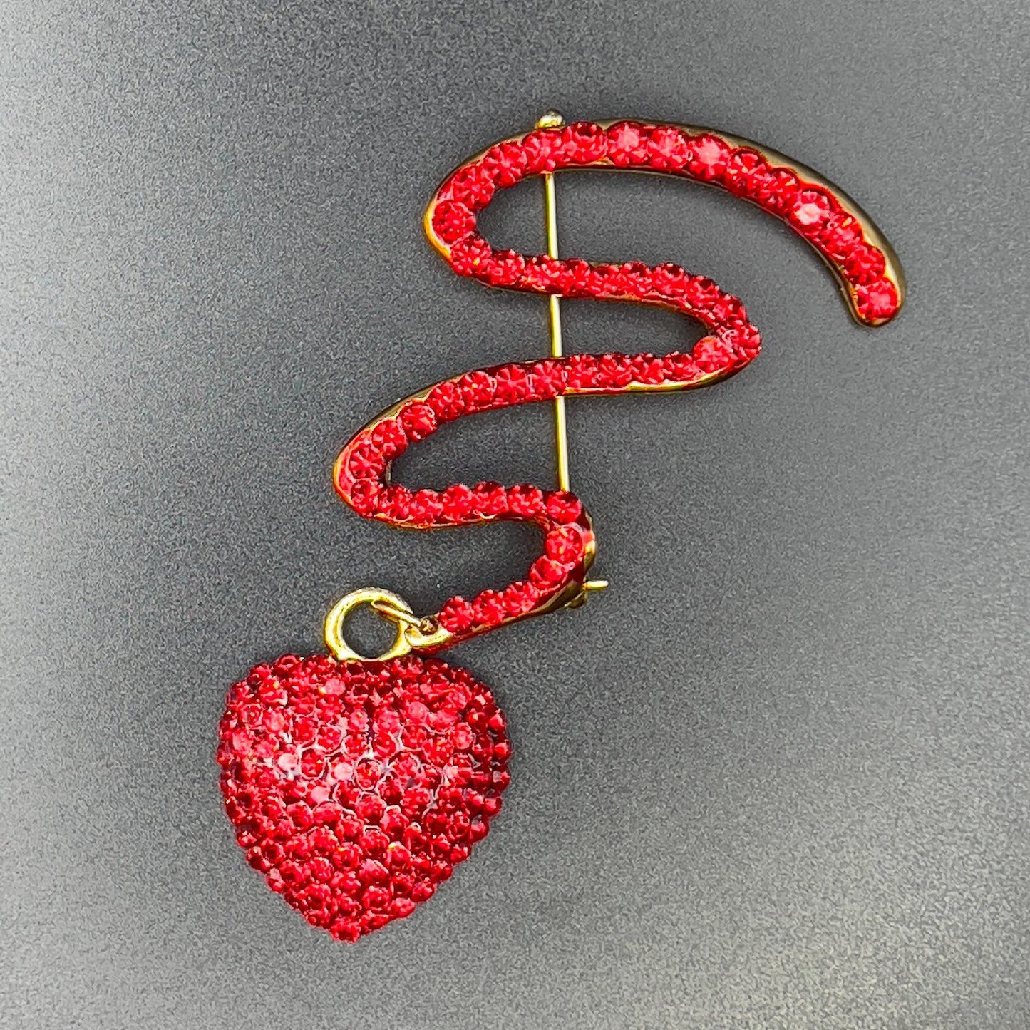 Vintage Movable Heart Brooch Gold-Toned Ruby Red Rhinestones Sparkly Large Pin