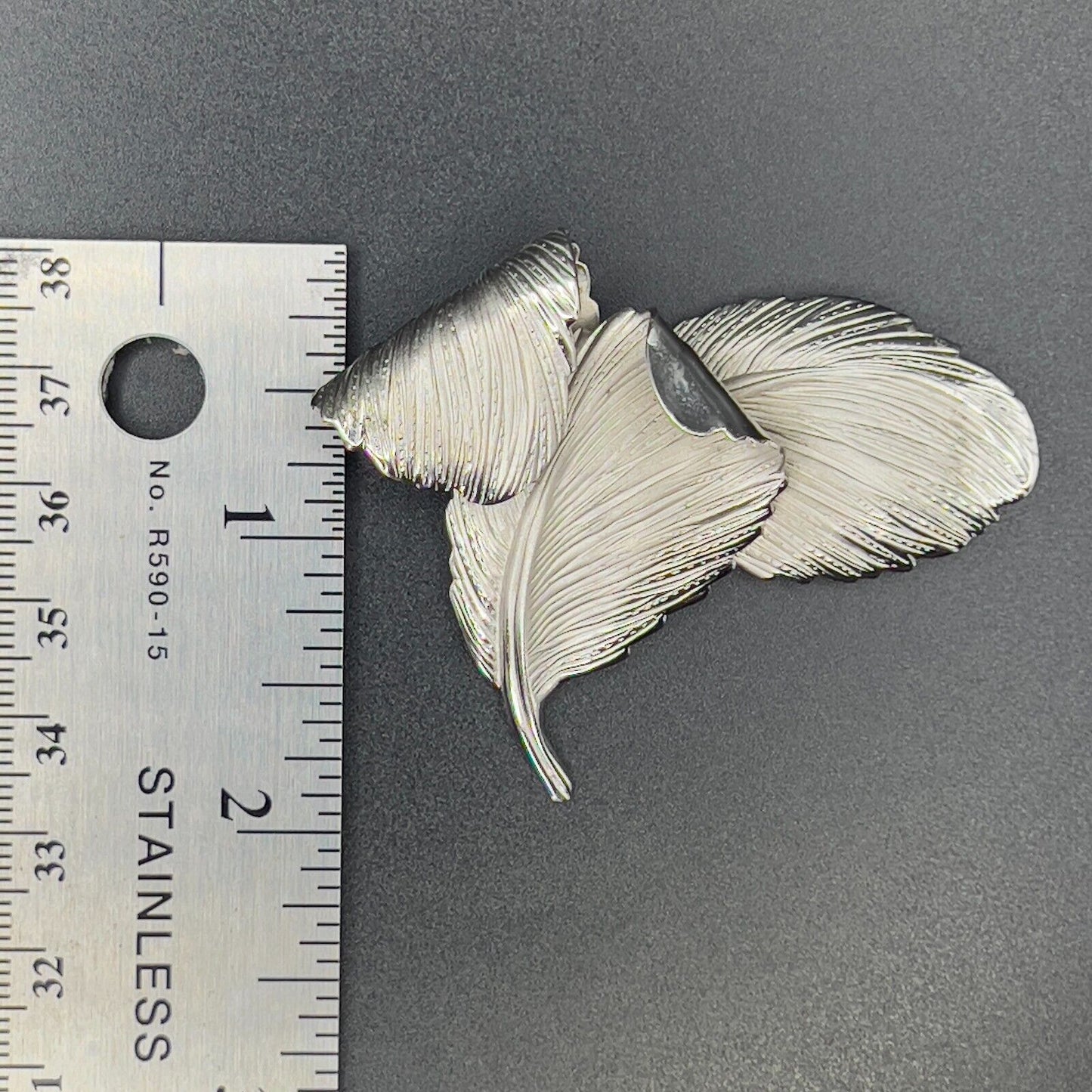 Vintage Silver-Toned Elegant Etched Leaf Design Brooch Pin
