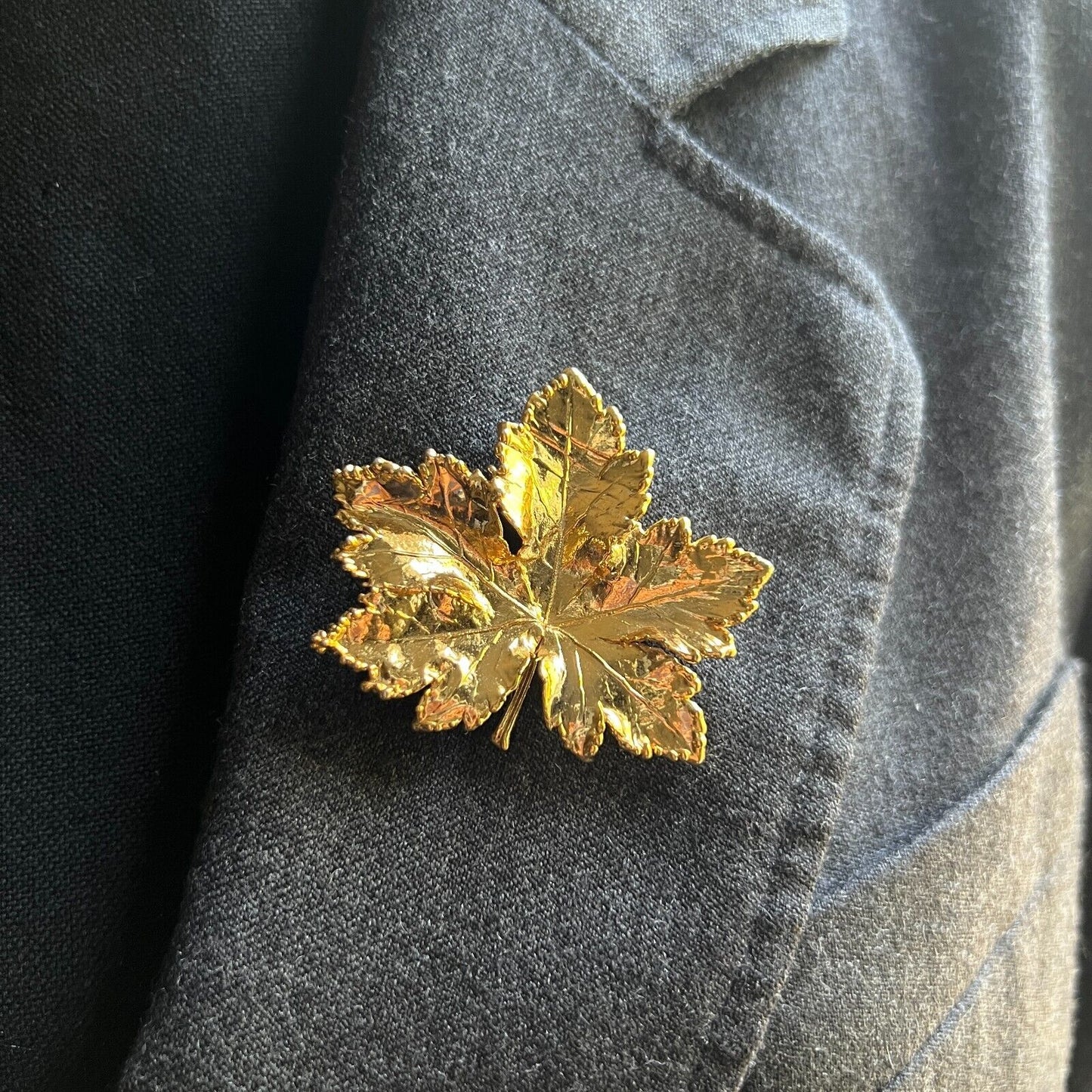 Vintage Shiny Gold-Toned Maple Leaf Brooch Pin
