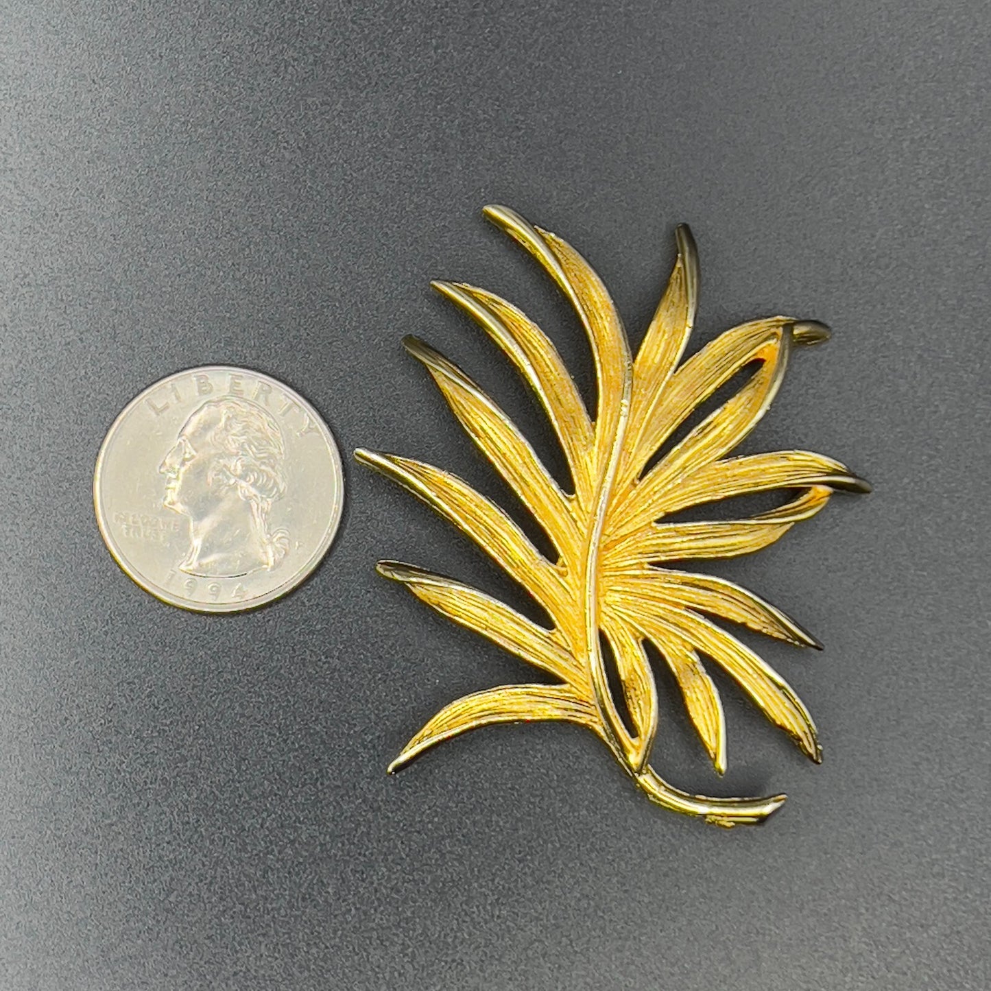 Vintage Large Leaf Pin Gold-Toned Etched Shiny Brooch