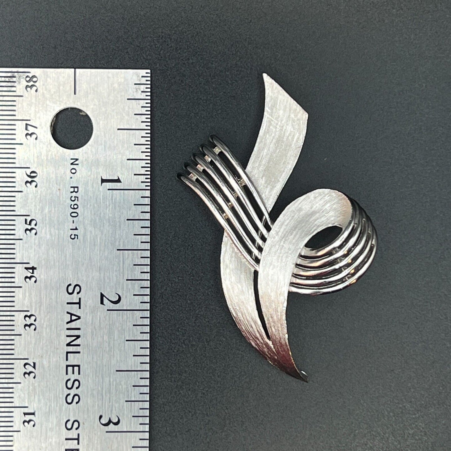 Vintage Excellent Modern Signed Trifari Brushed Silver and Shinny Brooch Pin