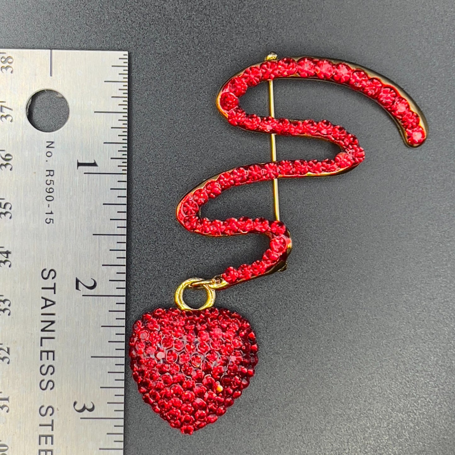 Vintage Movable Heart Brooch Gold-Toned Ruby Red Rhinestones Sparkly Large Pin
