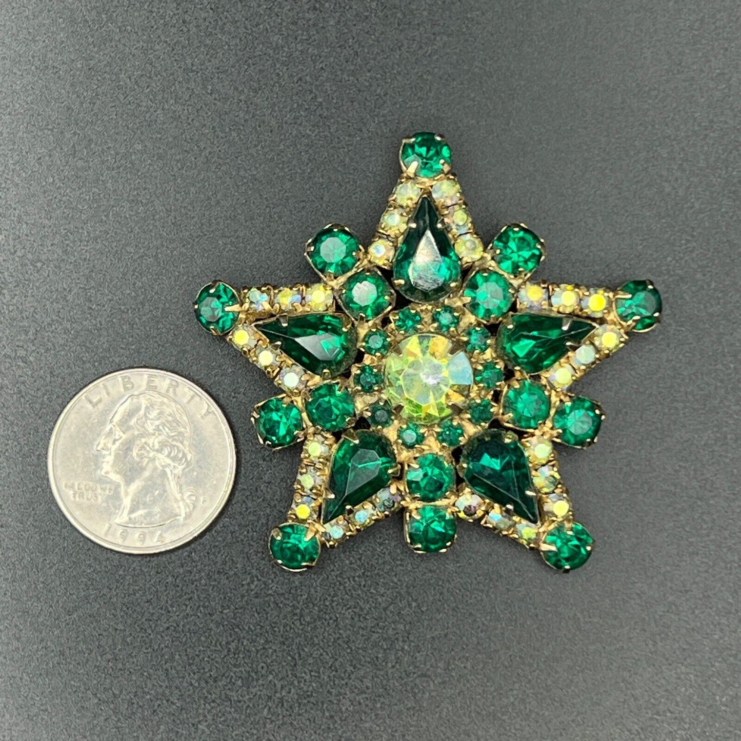 Vintage Sparkling Gold-Toned Shades of Green Rhinestones Star Brooch Pin