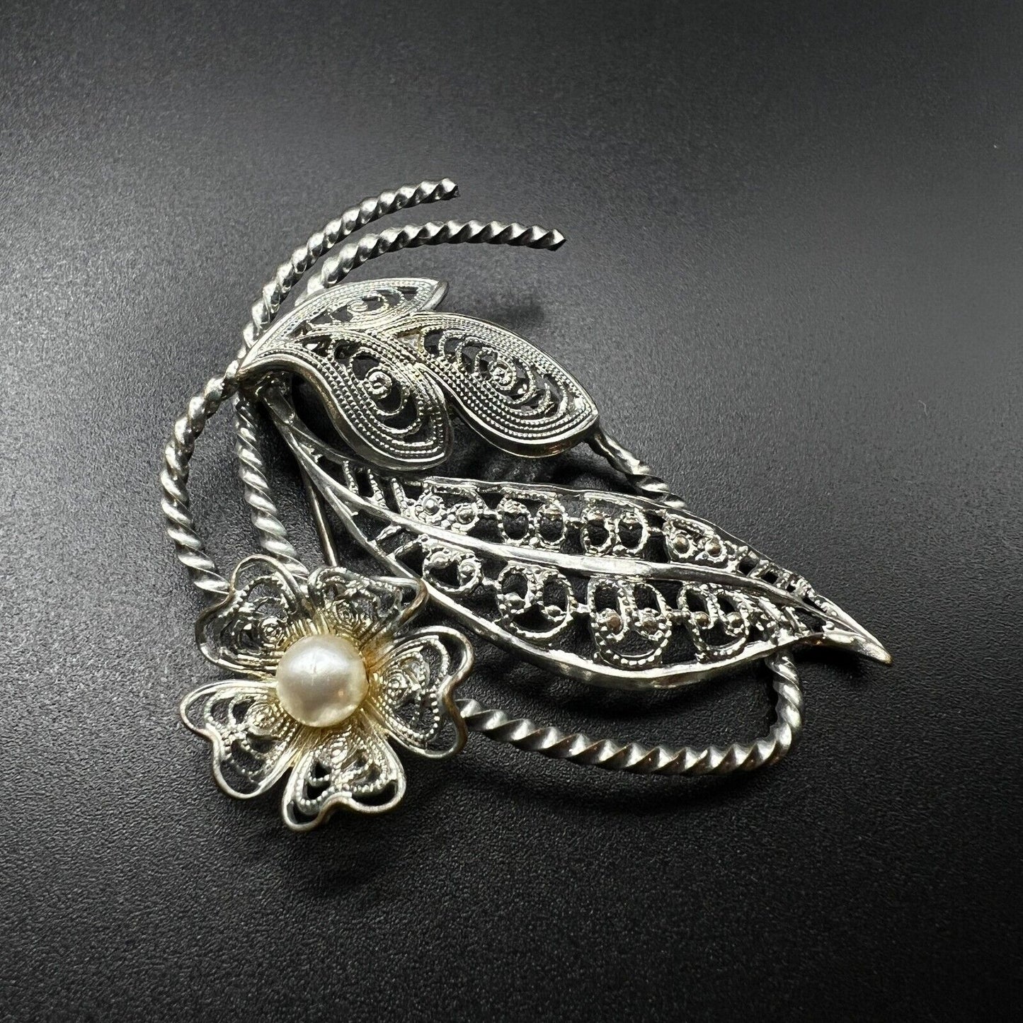 Vintage Western Germany Silver-Toned Filigree Leaves w a Faux Pearl Brooch Pin