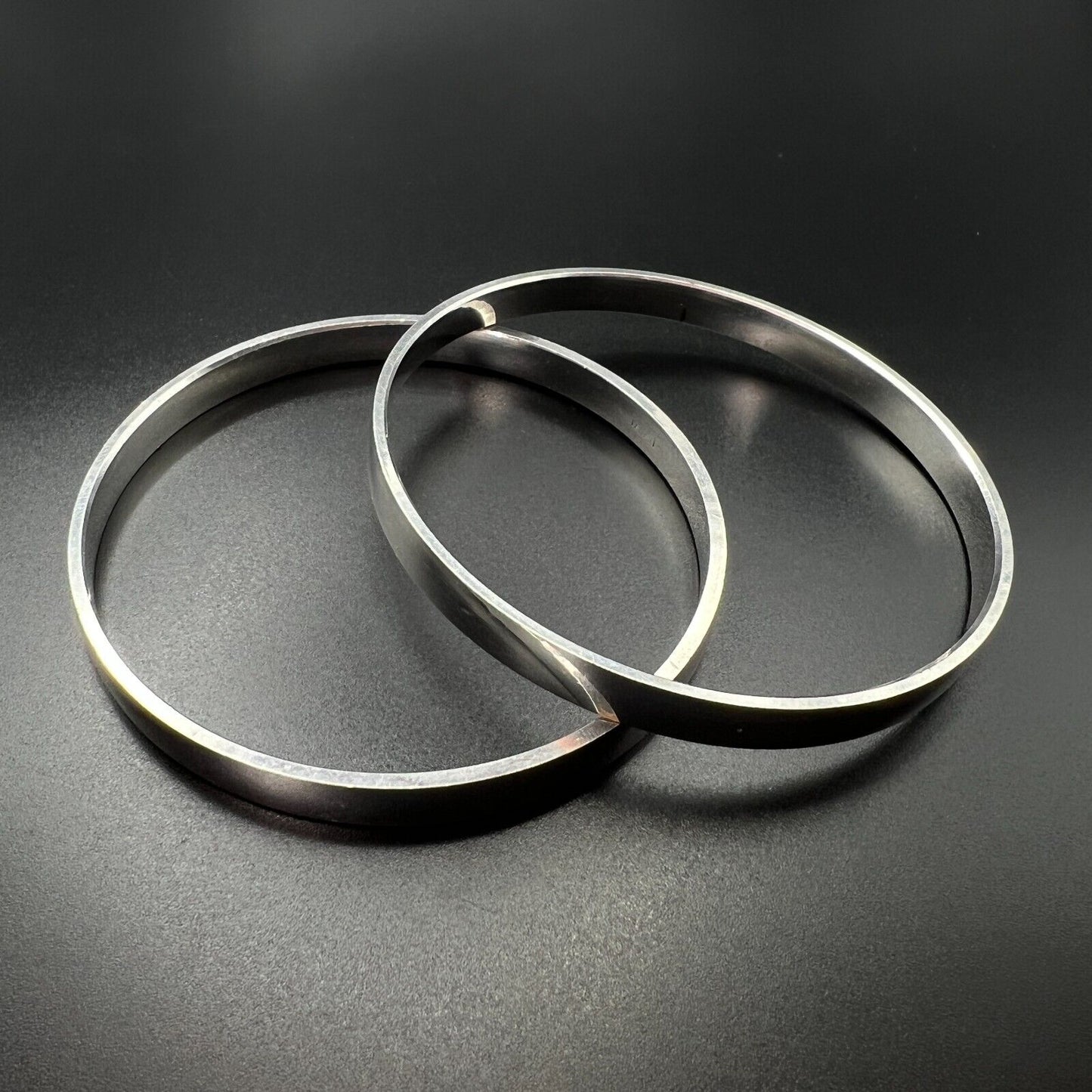 Vintage Signed Taxco 925 Sterling Silver 2 Bangle Bracelets