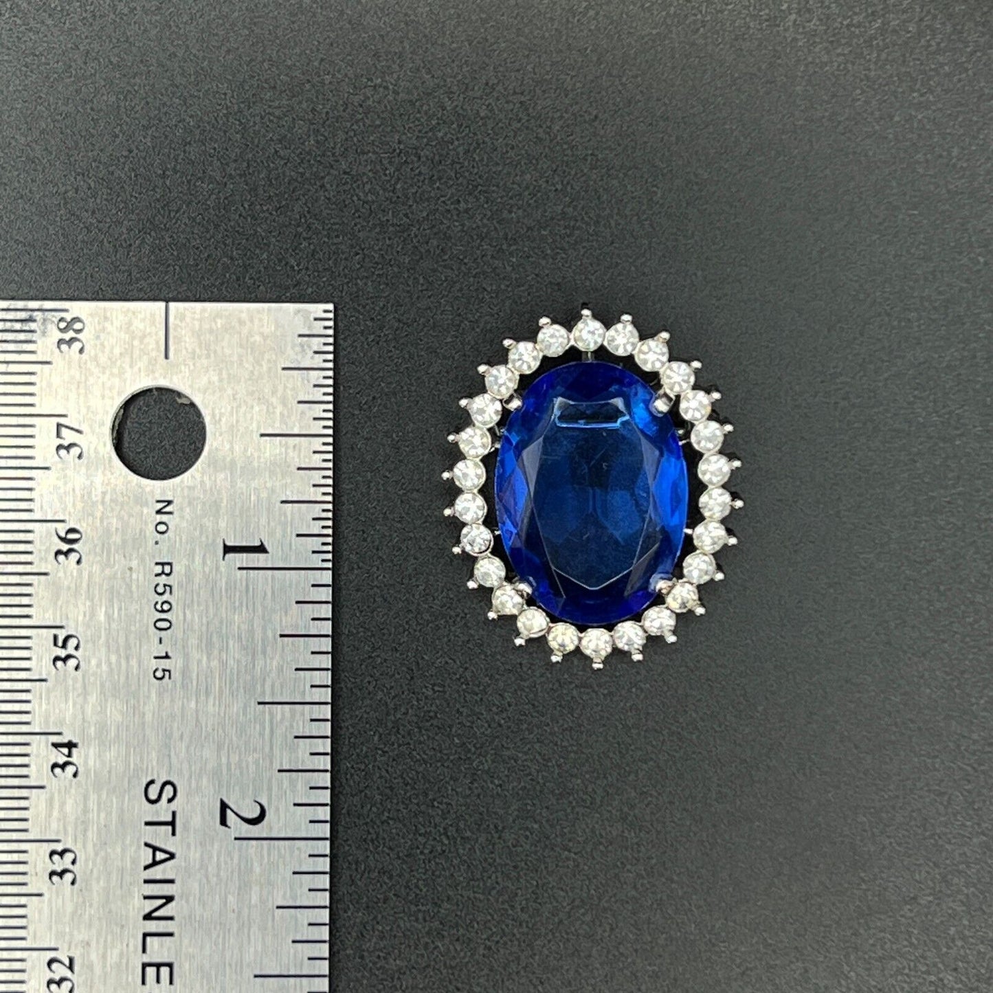 Vintage Sparkling Blue Glass & Clear Rhinestones Silver-Toned Pendant Brooch Pin
