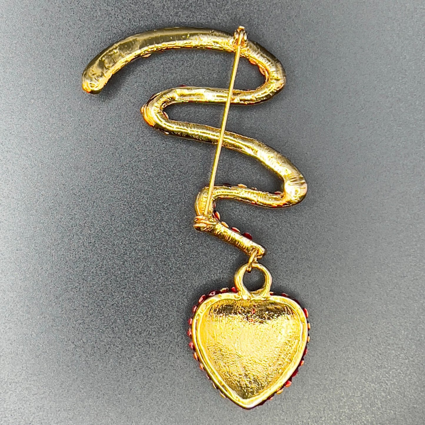 Vintage Movable Heart Brooch Gold-Toned Ruby Red Rhinestones Sparkly Large Pin