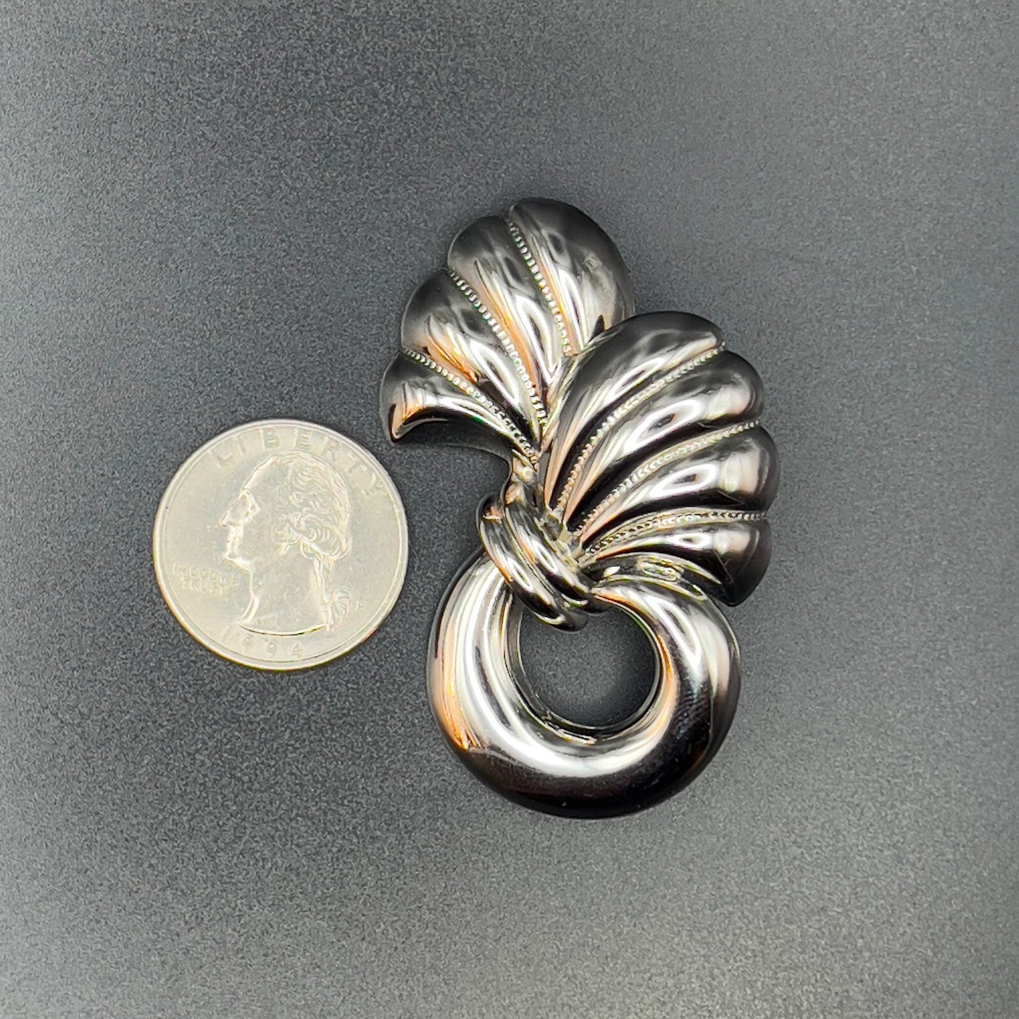 Vintage Modernist Design Silver-Toned Textured & Polished Brooch Pin