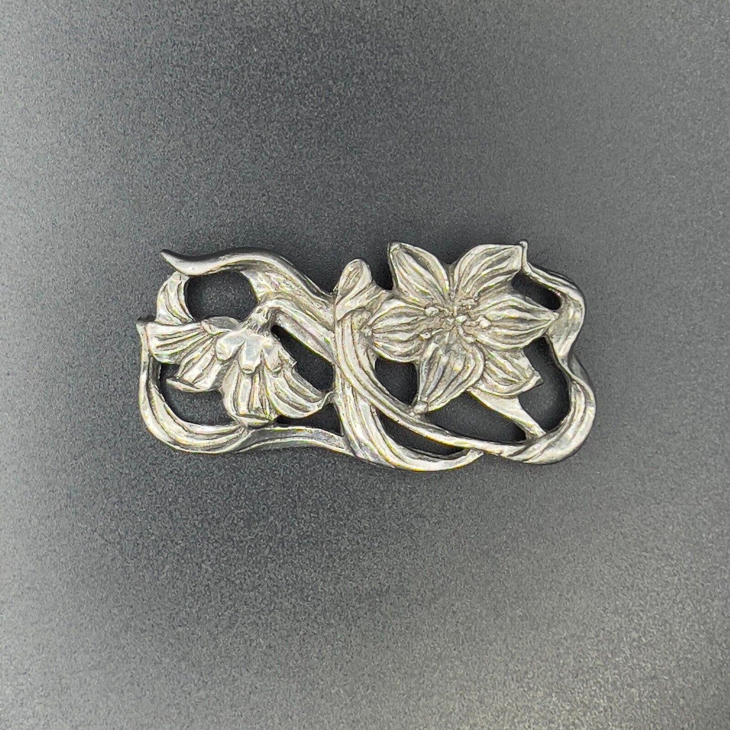 Vintage Signed 1988 Seagull Pewter Canada Flowers Brooch Pin