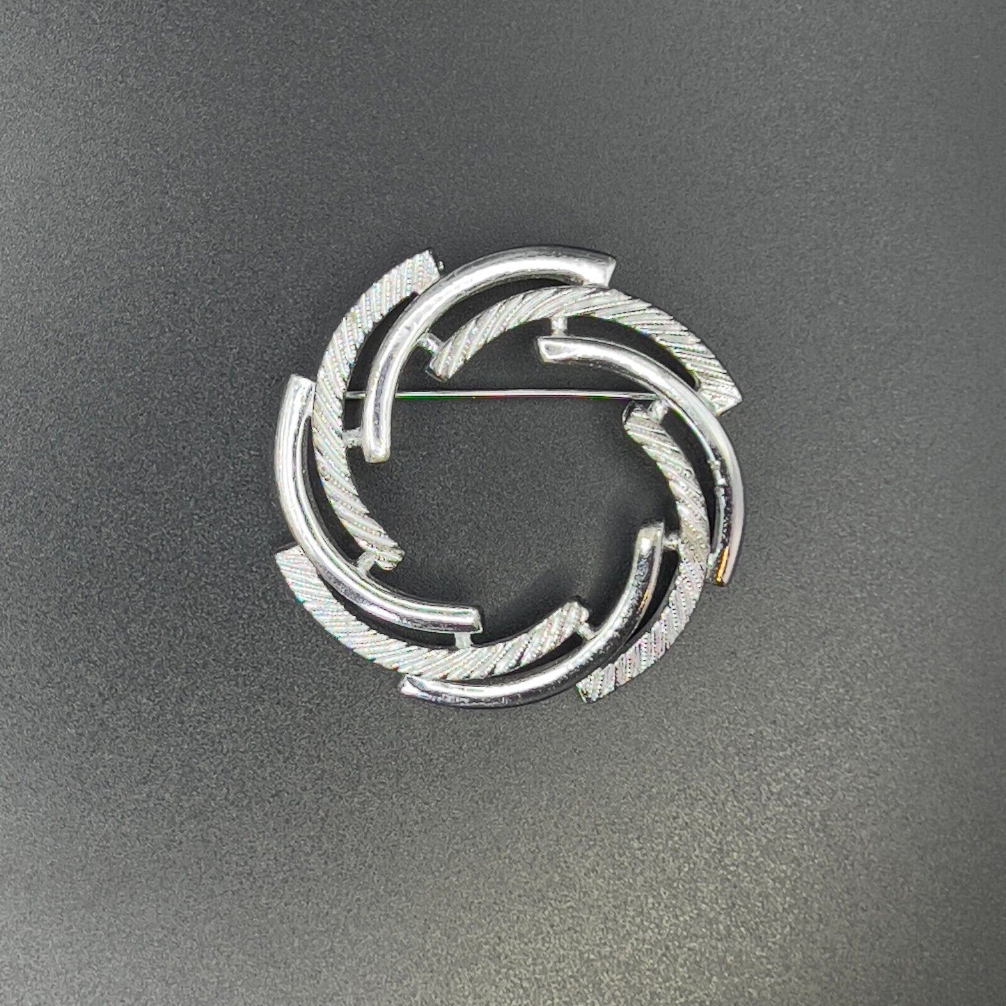 Vintage Signed Brooch Sarah Cov. Silver-Toned Swirl Textured Wreath Pin 60s/70s