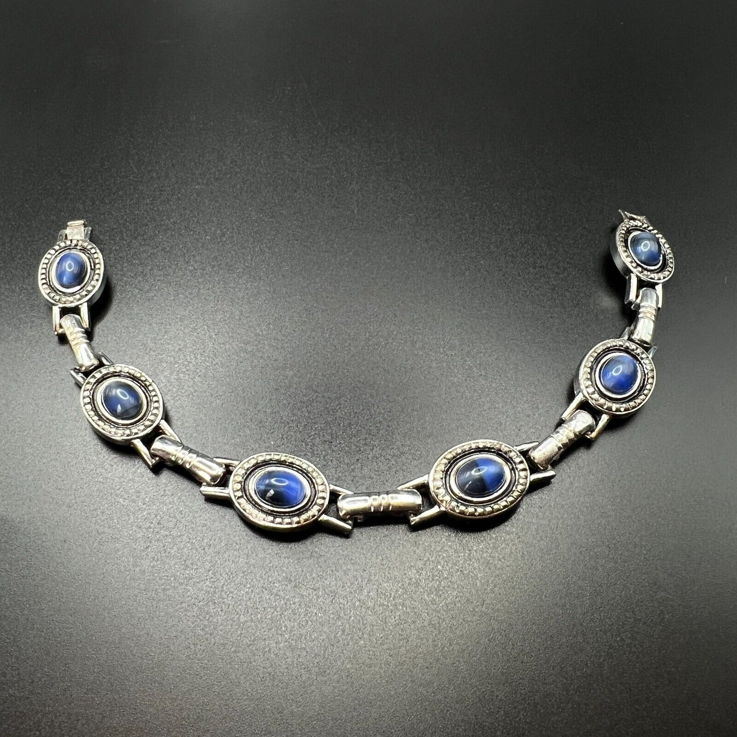Vintage Elegant Silver-Toned Liz Claiborne Blue Cabochon Link Bracelet