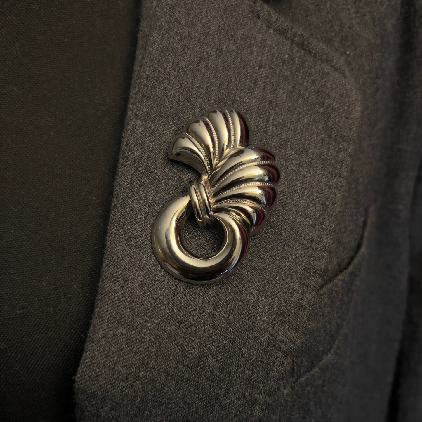Vintage Modernist Design Silver-Toned Textured & Polished Brooch Pin