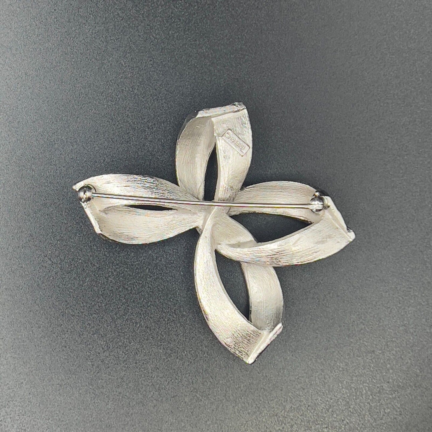 Vintage Signed Trifari Silver-Toned Classic Brushed/Shiny Ribbon Bow Brooch Pin
