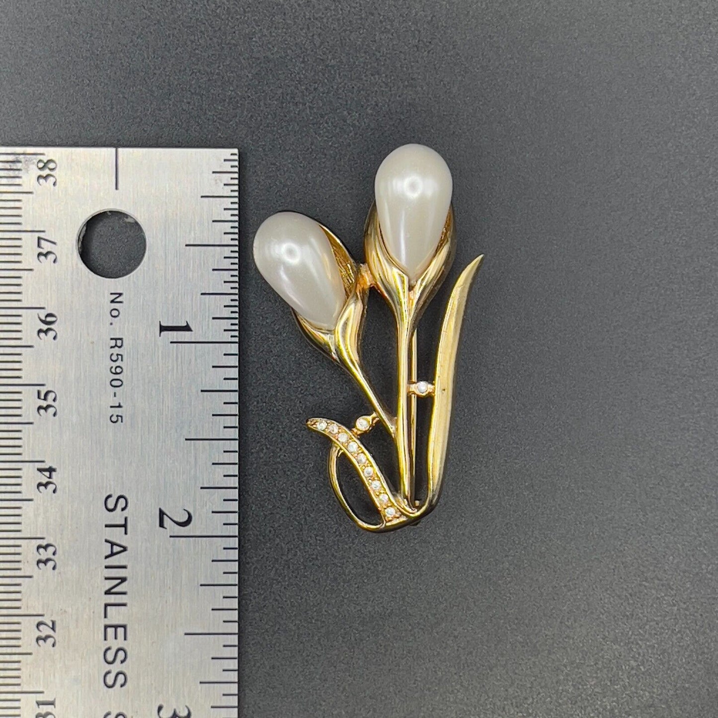 Vintage Gold-Toned Flowers On A Stem w Faux Pearl & Clear Rhinestones Brooch Pin