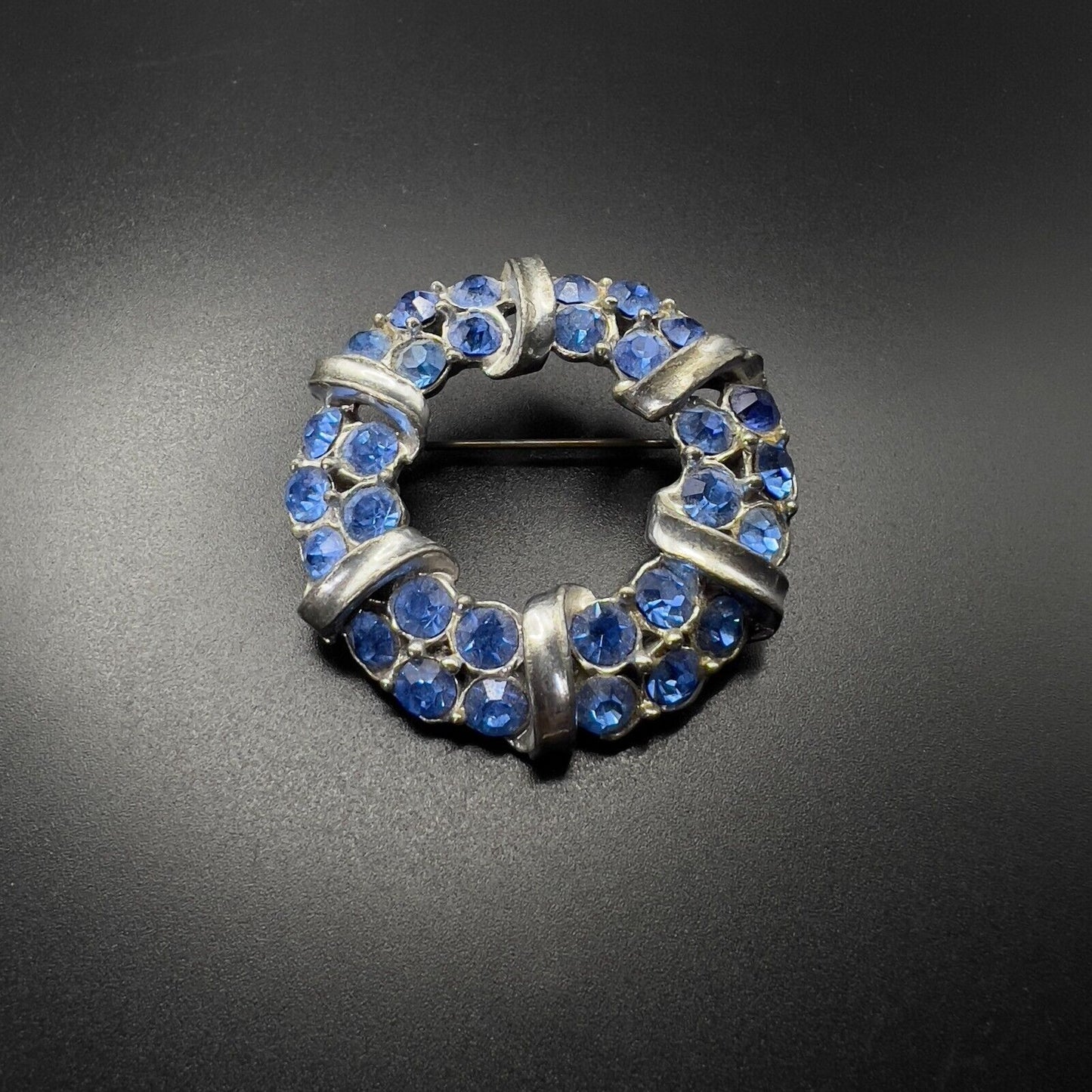 Vintage Sparkling Silver-Toned Blue Rhinestones Ribbon Wreath Brooch Pin
