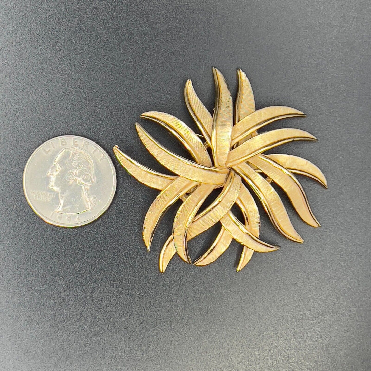 Vintage Trifari Gold-Tone Pinwheel Starburst Brooch Pin - Mid-Century Jewelry