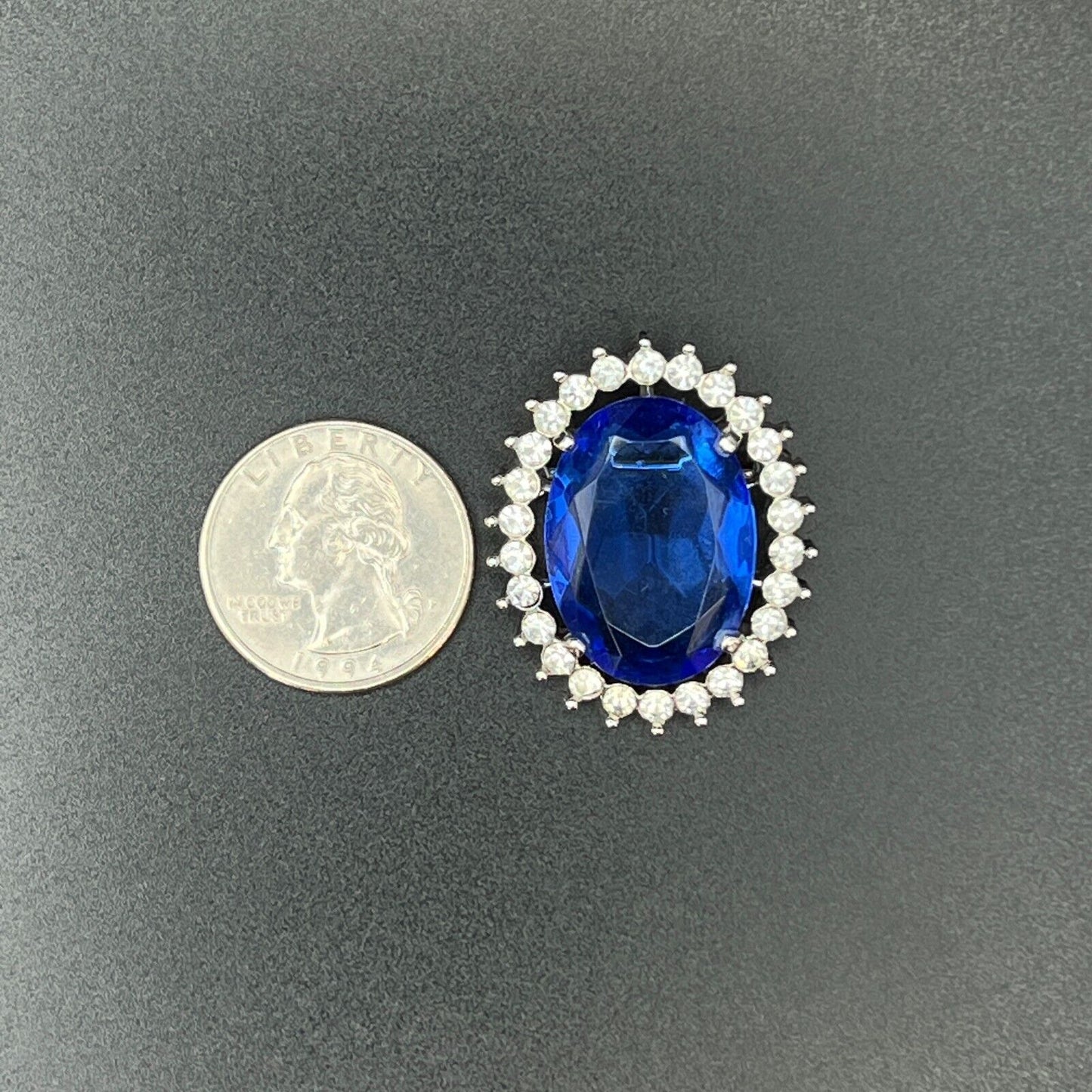 Vintage Sparkling Blue Glass & Clear Rhinestones Silver-Toned Pendant Brooch Pin
