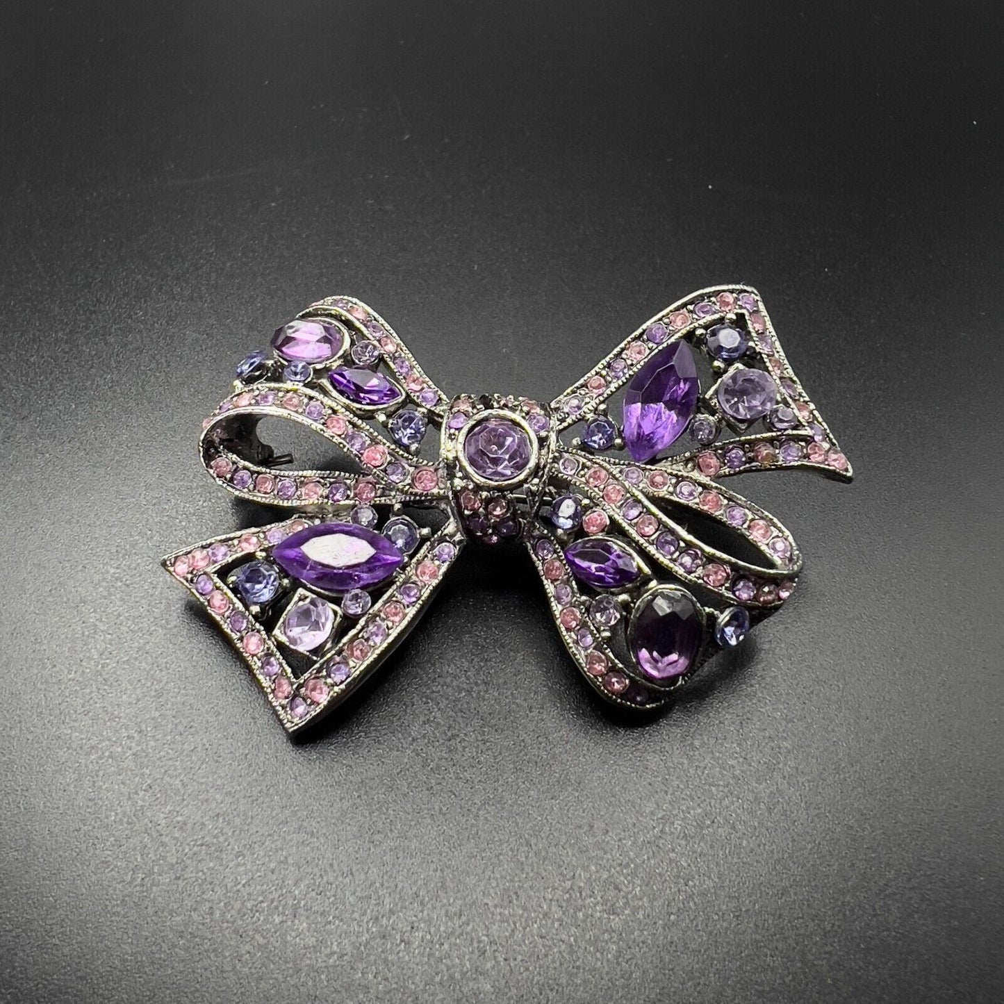 Vintage Unique Silver-Toned Purple/Pink Rhinestones Bow Brooch Pin