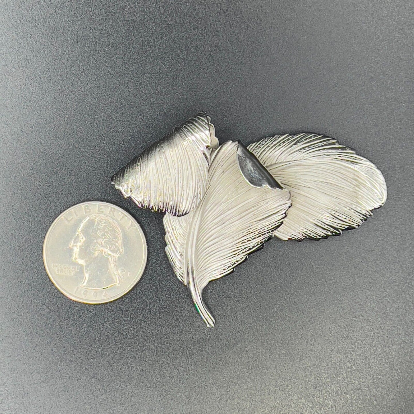 Vintage Silver-Toned Elegant Etched Leaf Design Brooch Pin