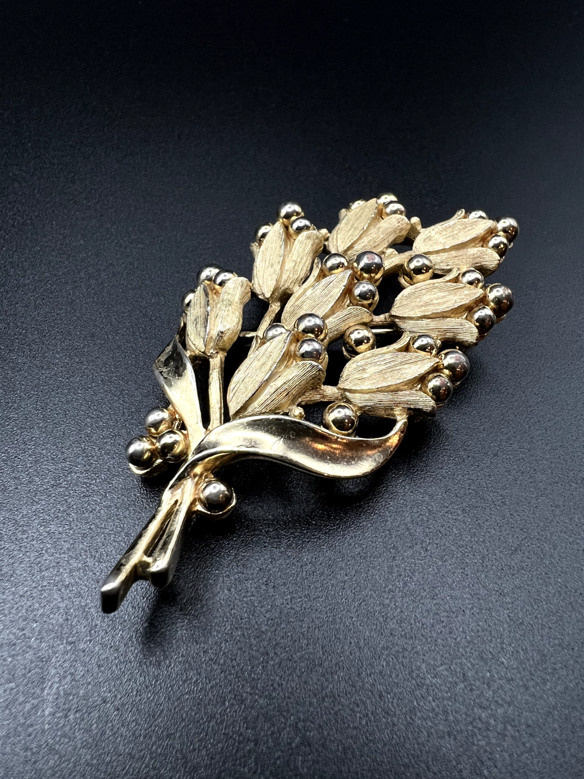 Vintage TRIFARI Signed Gold-Toned Flower With Gold-Like Beads Brooch Pin