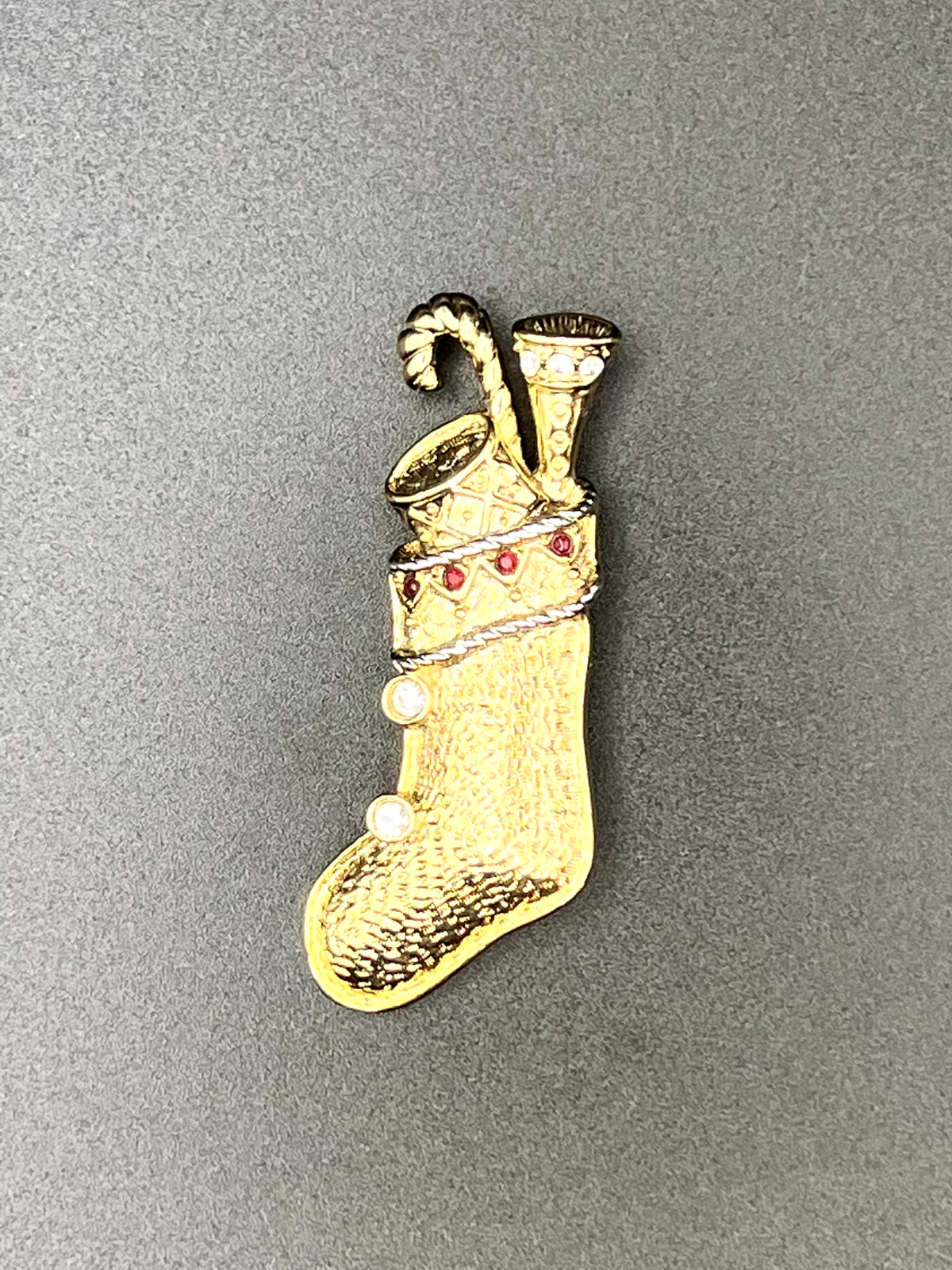 Vintage Signed PREMIER DESIGNS Gold-Toned Stocking Filled w Toys Brooch Pin