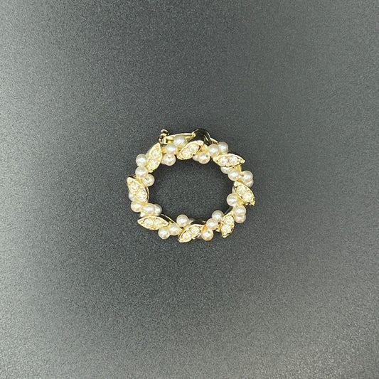 Vintage Sparkling Rhinestones & Faux Pearls Gold-Toned Circle Brooch Pin