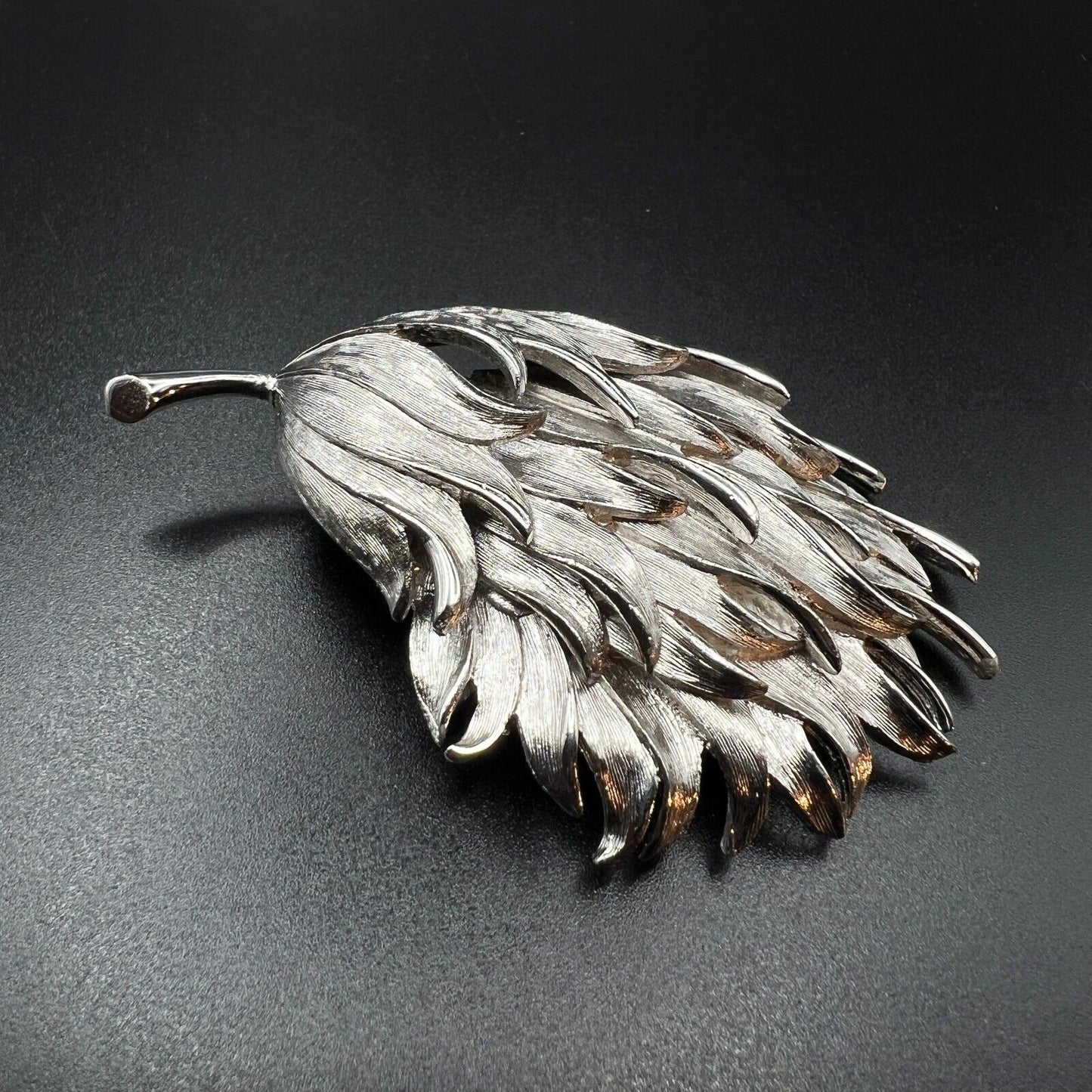 Vintage Signed Pastelli Beautiful Brushed Silver-Toned Leaf Brooch Pin