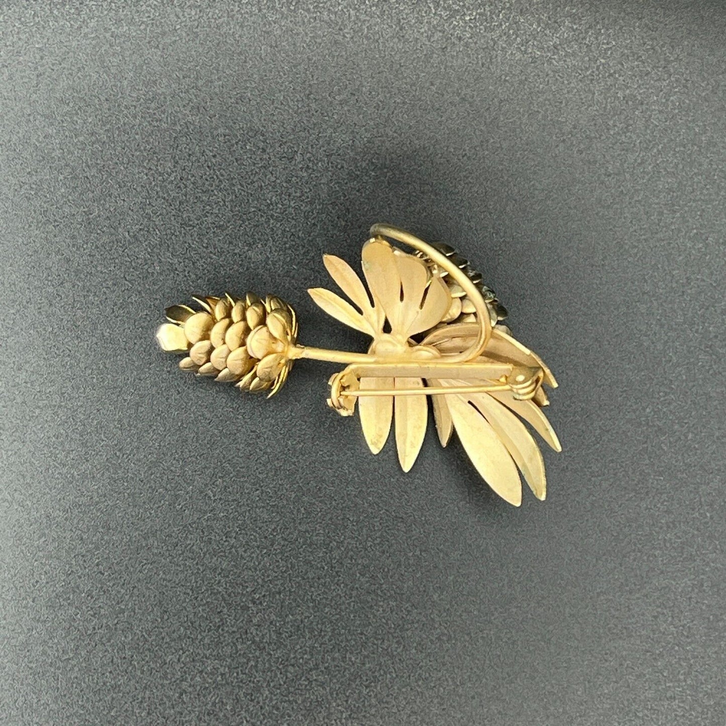 Vintage Gold-Toned Shinny Matte Finished Leaves and Pinecones Brooch Pin