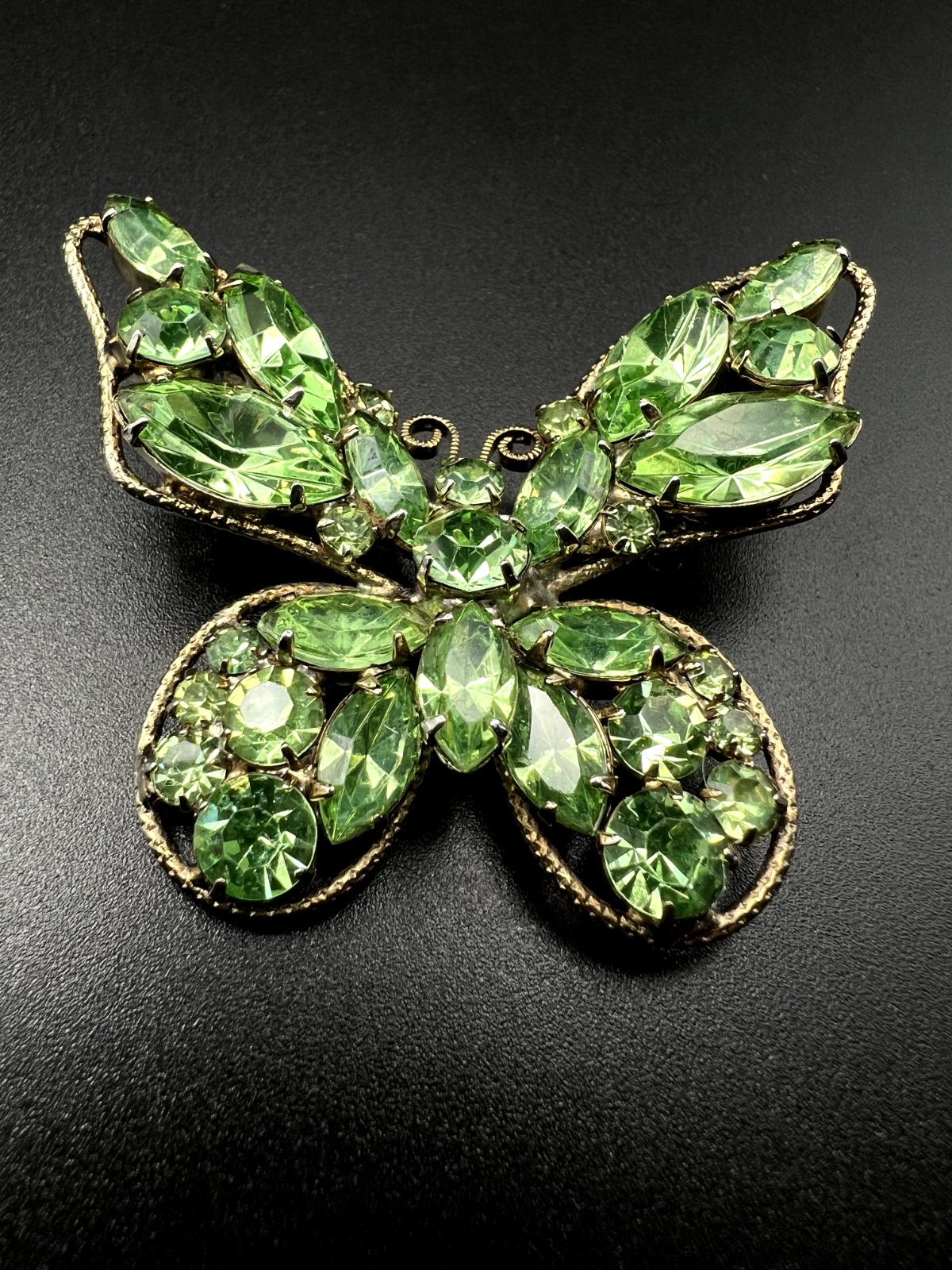 Vintage Gold-Toned Light Green Rhinestone BUTTERFLY Brooch Pin