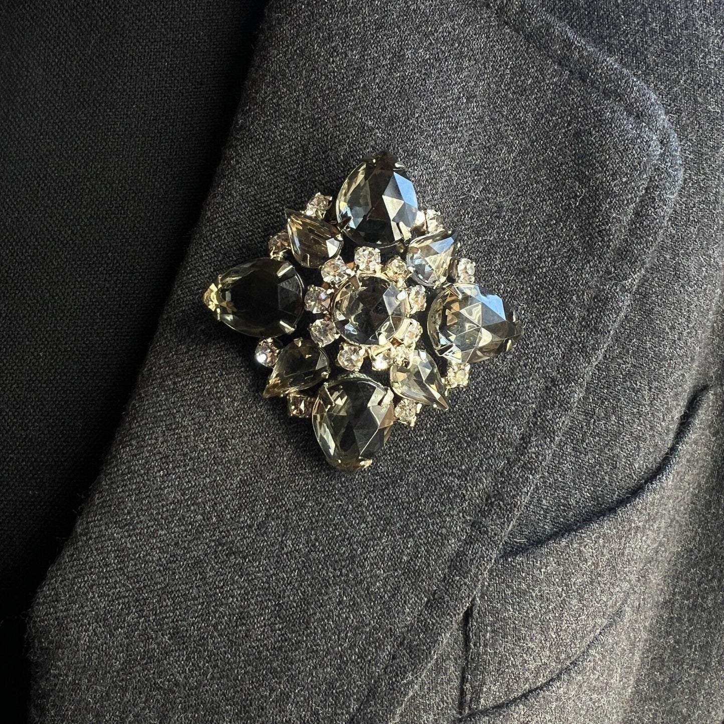 Vintage Elegant Dimensional Pronged Smoky Grey Multi-Shaped Crystals Brooch Pin