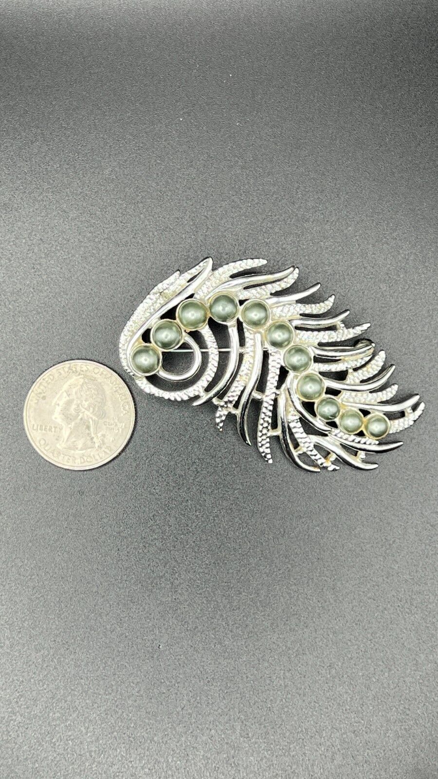 Vintage Sarah Coventry Feather Brooch & Clip on Earrings Set Silver Pearls 1950s