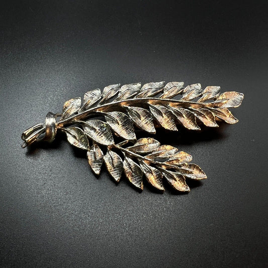 Vintage Elegant Double Leaf Silver-Toned Brooch Pin