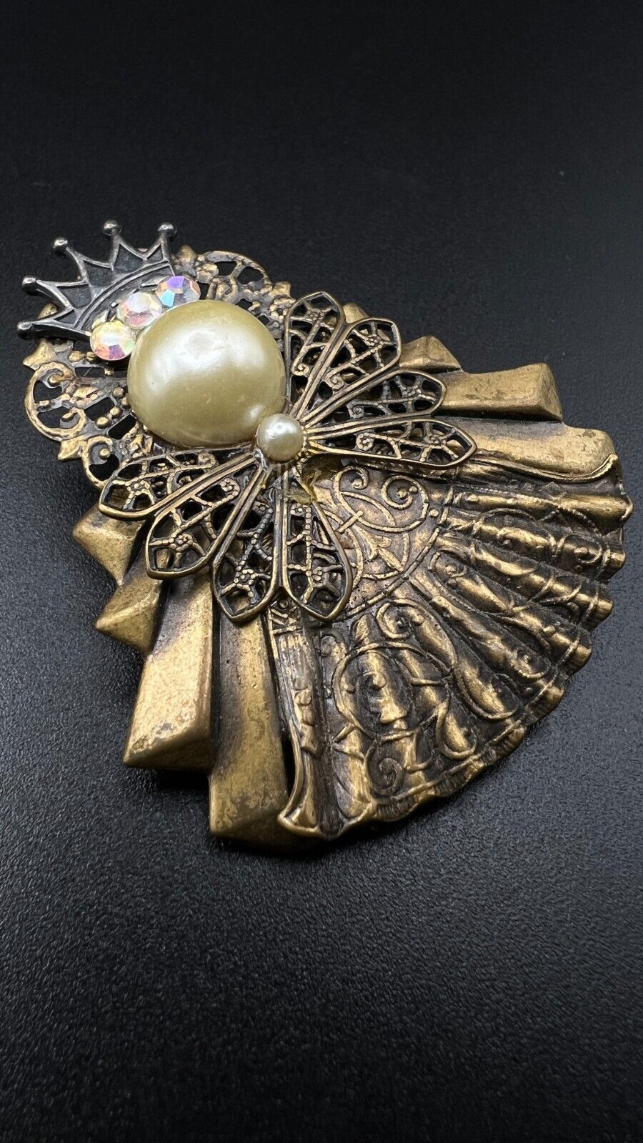 Vintage Gold-Toned Angel with Faux Pearls and Clear Rhinestones Brooch Pin