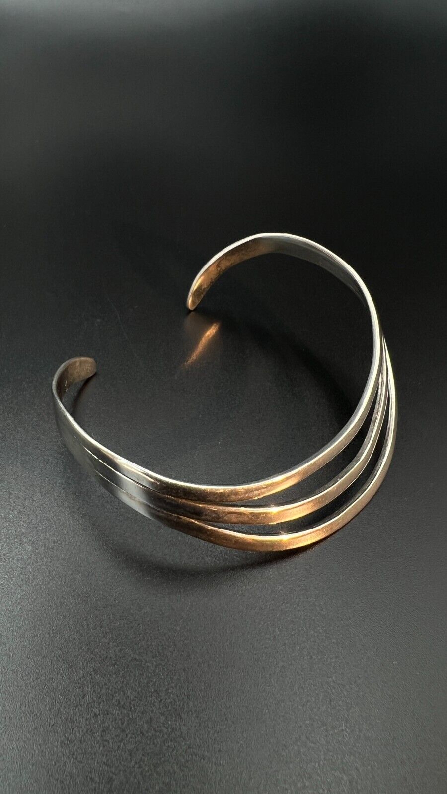 Vintage Beautiful Sterling Silver (925) Cuff Bracelet