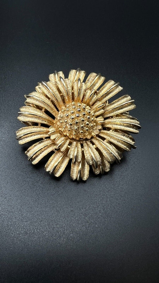 Vintage Gold-Tone Signed Coro Daisy Bloom Flower Brooch Pin