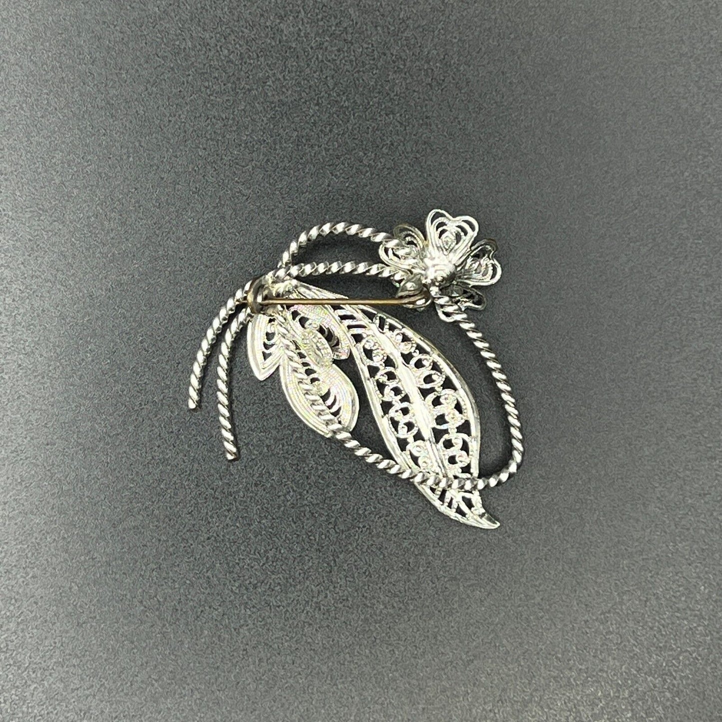 Vintage Western Germany Silver-Toned Filigree Leaves w a Faux Pearl Brooch Pin