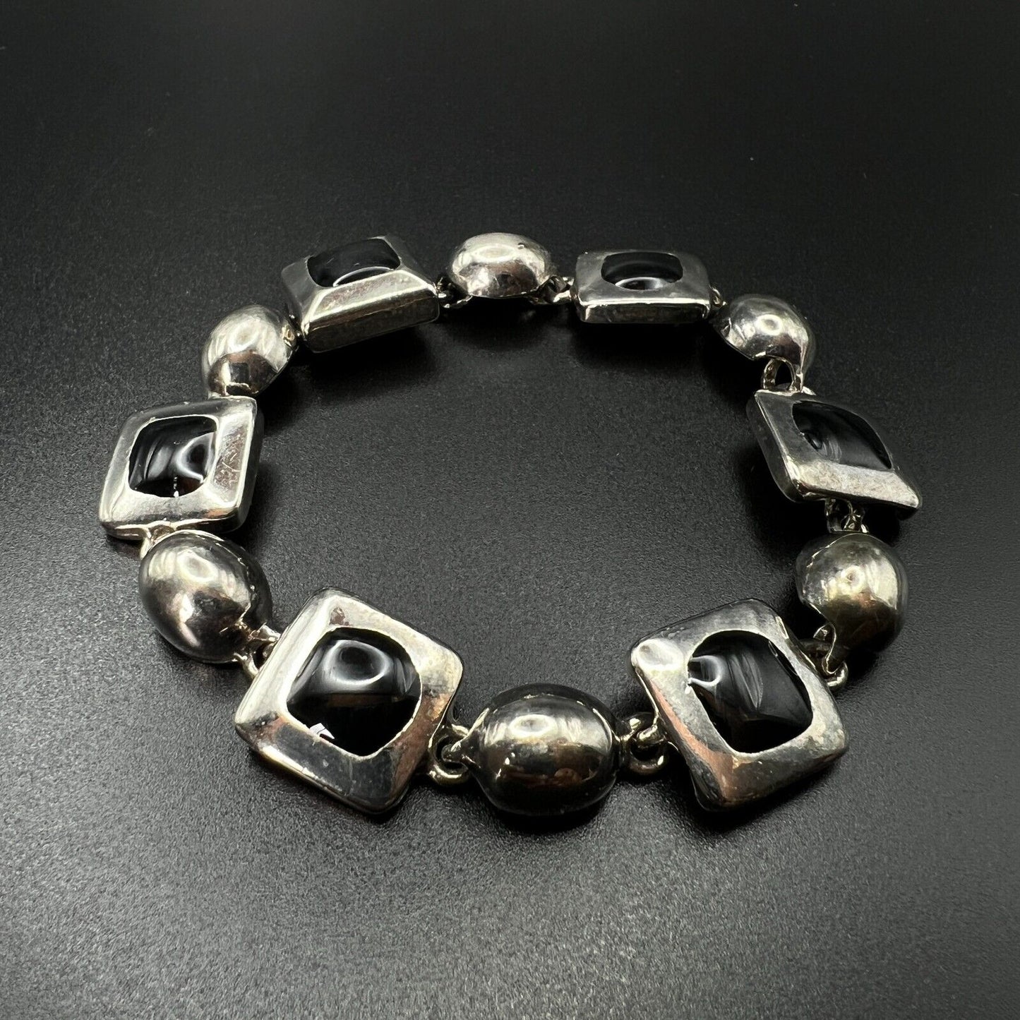 Vintage Stunning Round & Square Silver-Toned w Square Black Onyx Links Bracelet