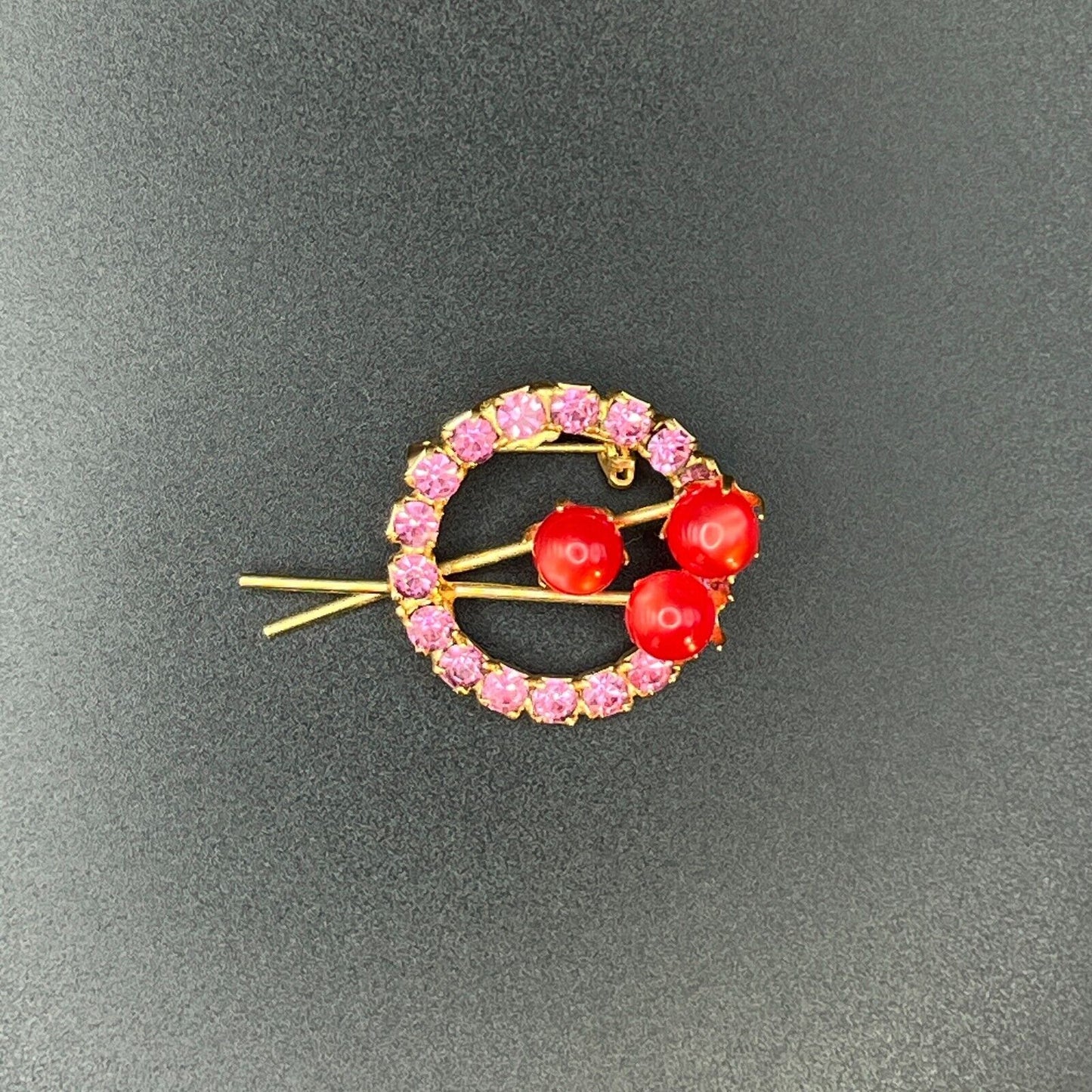 Vintage Red Balls & Sparkling Pink Rhinestones Gold-Toned Circular Brooch Pin