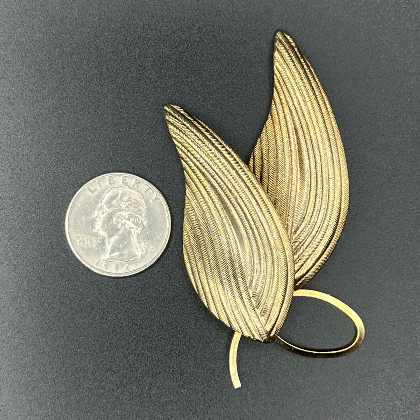 Vintage Ridged Large Gold-Toned Double Leaf Brooch Pin