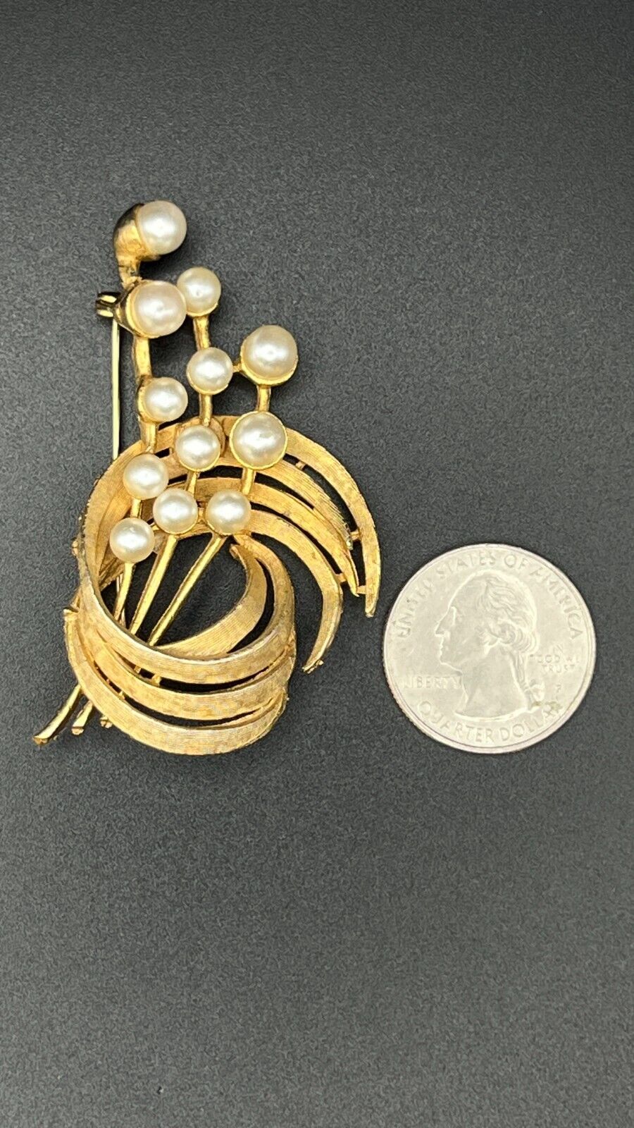 Vintage Gold-Toned Metal and Faux Pearls Brooch Pin