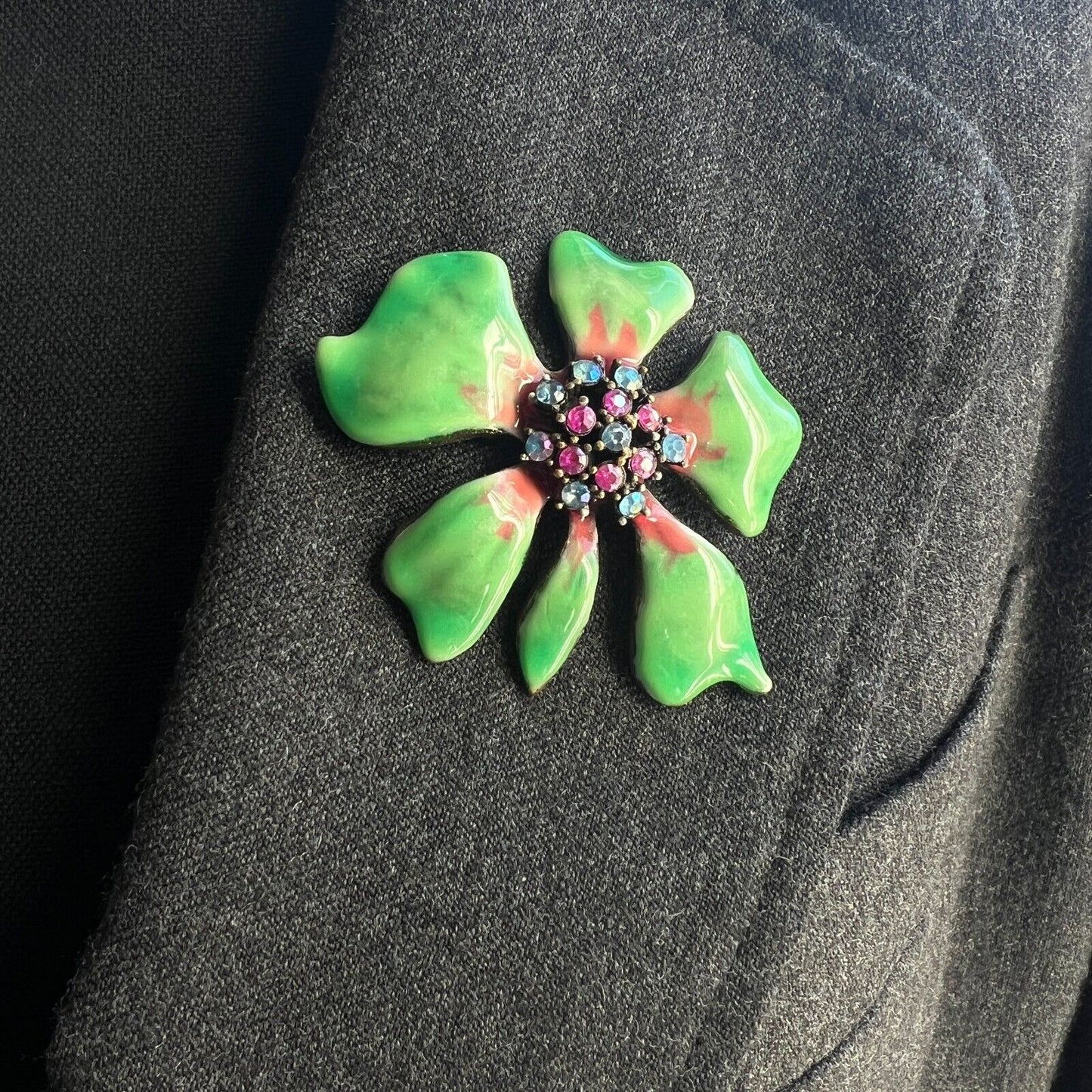 Vintage Beautiful Green & Pink Enameled Flower Brooch Pin