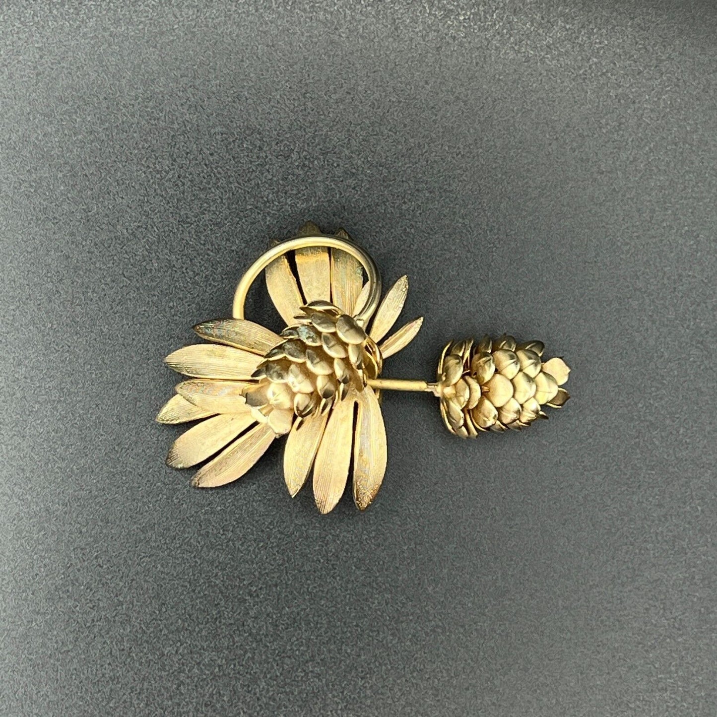 Vintage Gold-Toned Shinny Matte Finished Leaves and Pinecones Brooch Pin