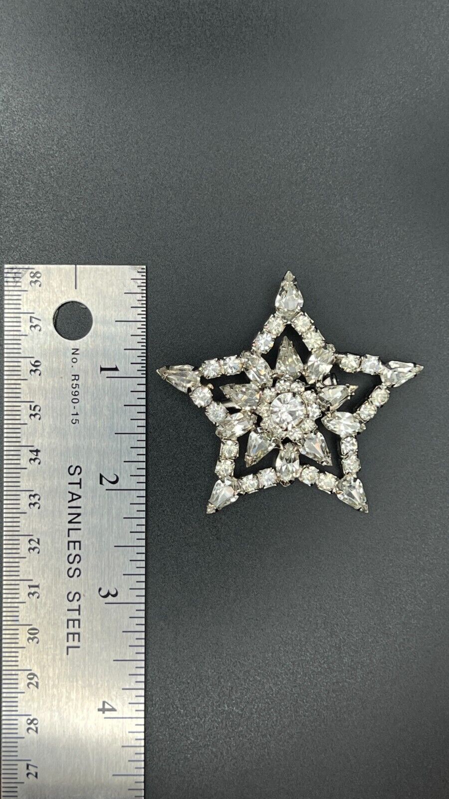 Vintage Silver-Toned Star with Clear Glass Rhinestones Brooch Pin