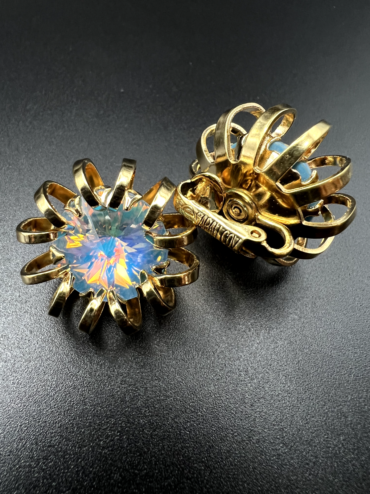 Vintage Signed SARAH COV Set- Gold-Toned Rivoli Brooch, Ring & Clip-On Earrings