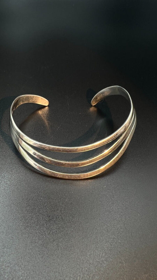 Vintage Beautiful Sterling Silver (925) Cuff Bracelet