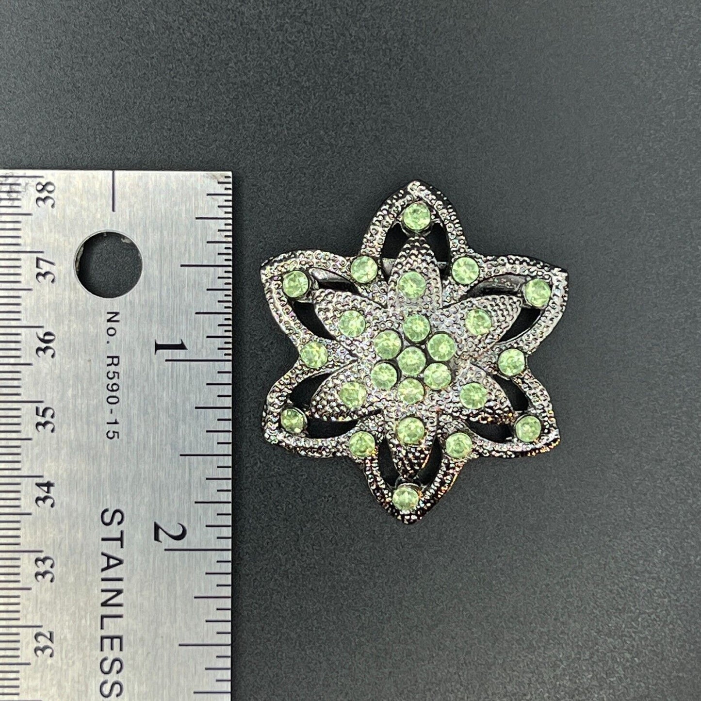 Vintage Beautiful Silver-Toned Star with Light Green Rhinestones Brooch Pin